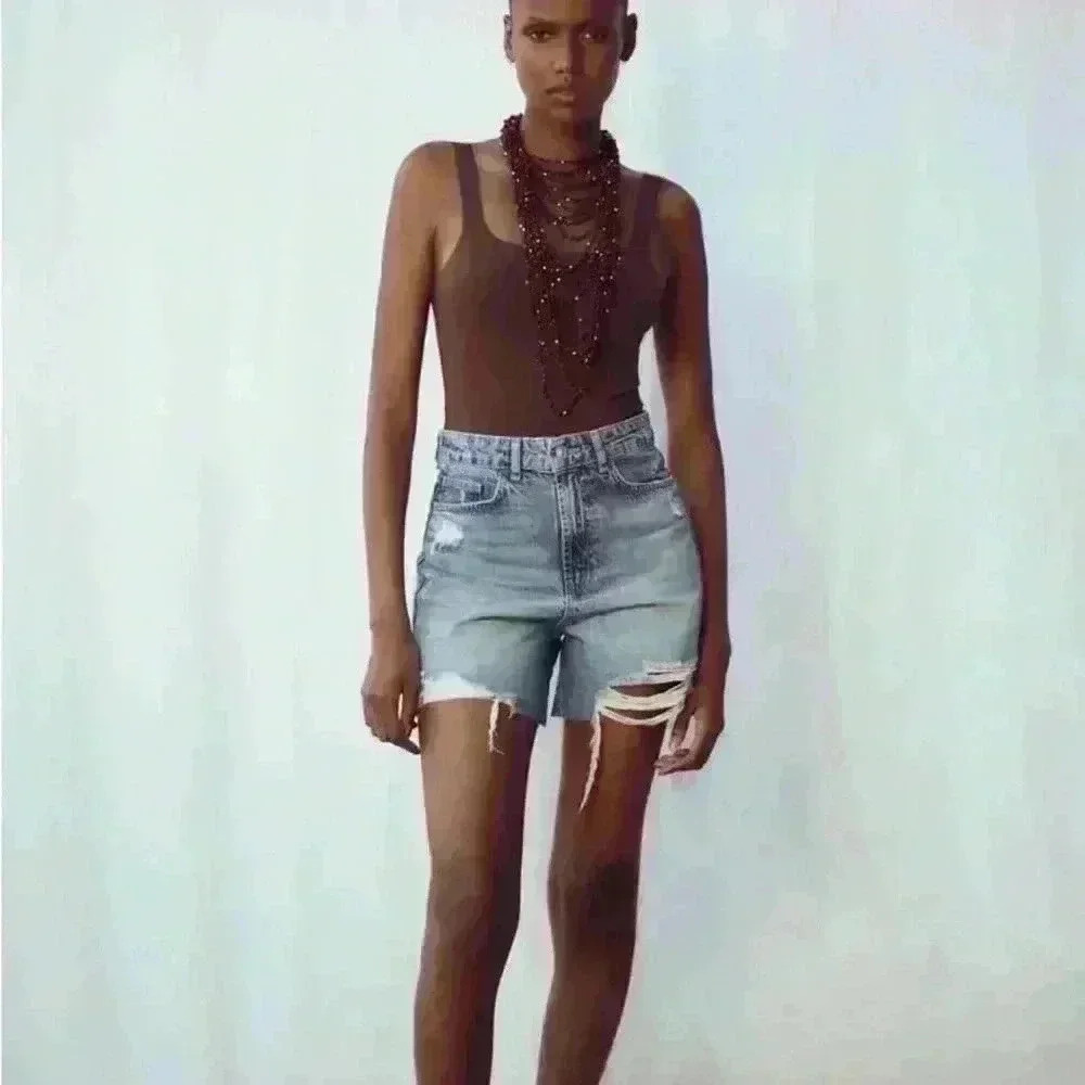 Zara Ripped Denim Shorts - Picture 1 of 5